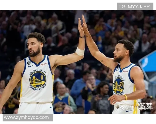 帕斯卡尔西亚卡姆的崛起与影响力解析：从新星到球队核心的蜕变之路